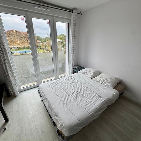 Domaine Des 5 Roses - Rose Rouge Daire La Guierche Dış mekan fotoğraf
